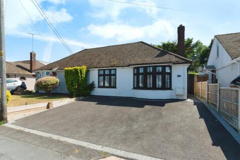 2 bedroom semi-detached bungalow for sale