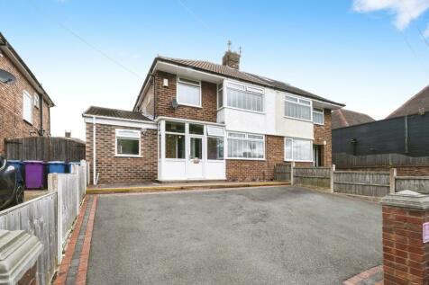 4 bedroom semi-detached house for sale