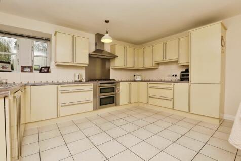 4 bedroom barn conversion for sale