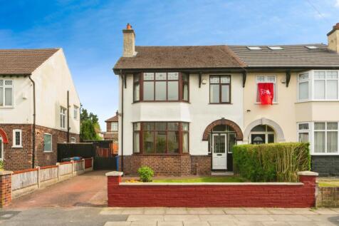4 bedroom semi-detached house for sale