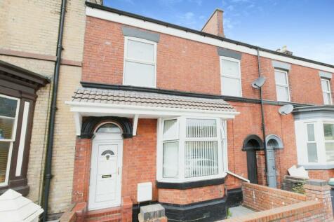 4 bedroom terraced house for sale