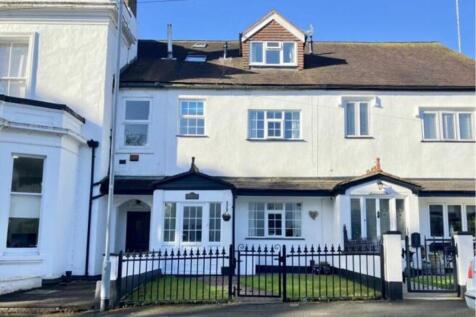 5 bedroom terraced house for sale