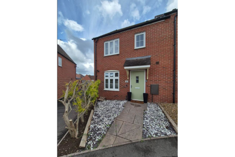 3 bedroom end of terrace house for sale