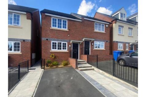 2 bedroom semi-detached house for sale