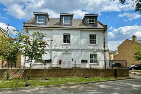 Regent Court, Swan & Pike Road 2 bed apartment for sale