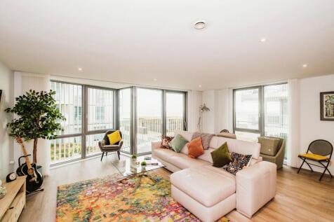 2 bedroom flat for sale