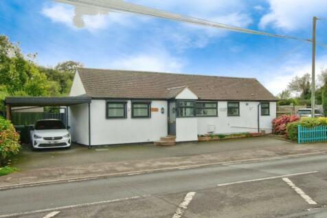 2 bedroom detached bungalow for sale