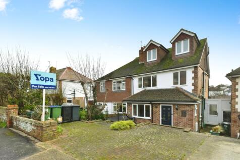 5 bedroom semi-detached house for sale