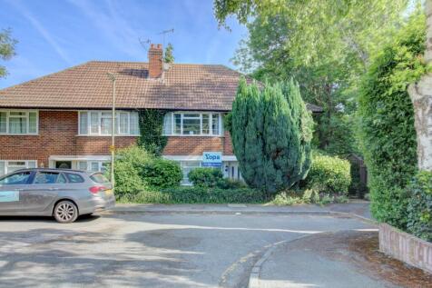2 bedroom maisonette for sale