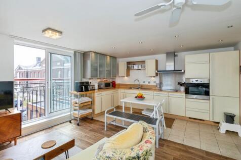 1 bedroom flat for sale