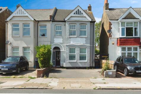 2 bedroom maisonette for sale