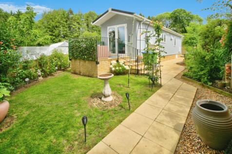 2 bedroom park home for sale