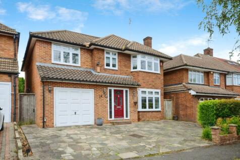 5 bedroom detached house for sale