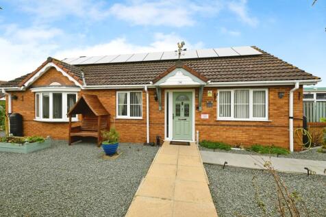 3 bedroom detached bungalow for sale