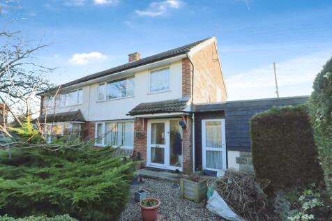 4 bedroom semi-detached house for sale