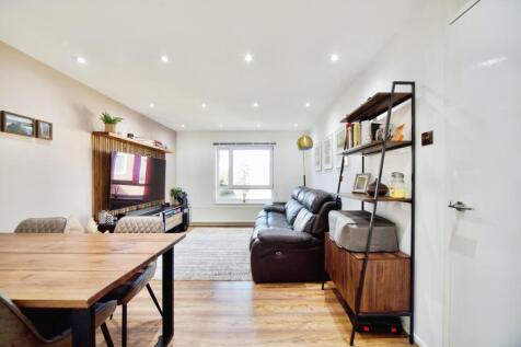 1 bedroom flat for sale