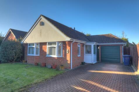 2 bedroom detached bungalow for sale