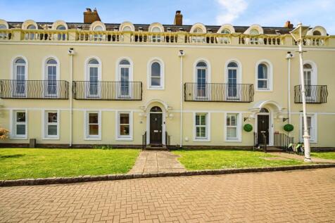 4 bedroom town house for sale