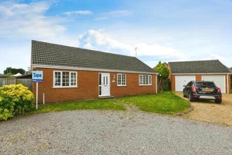 3 bedroom detached bungalow for sale