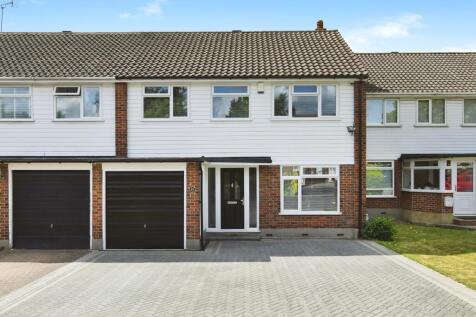 4 bedroom terraced house for sale
