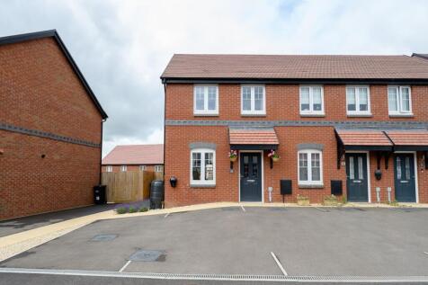 2 bedroom semi-detached house for sale