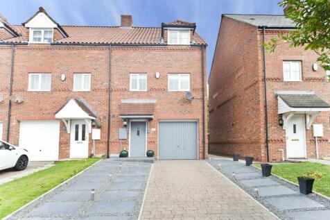 3 bedroom end of terrace house for sale