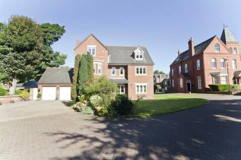 7 bedroom detached house for sale