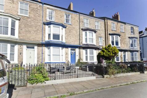 7 bedroom terraced house for sale