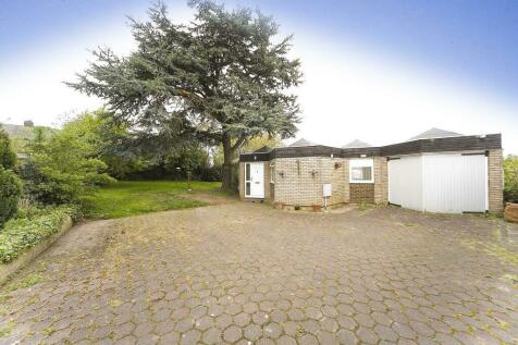 4 bedroom detached bungalow for sale