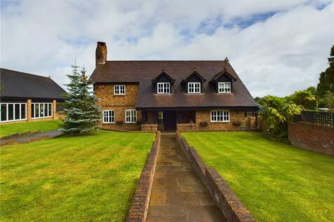 7 bedroom detached house for sale