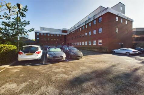 White Lion Close, West Sussex RH19 1 bed apartment for sale