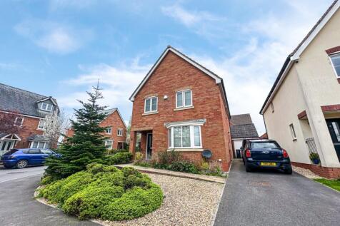 Lotus Drive, Bridgwater. 4 bed detached house for sale