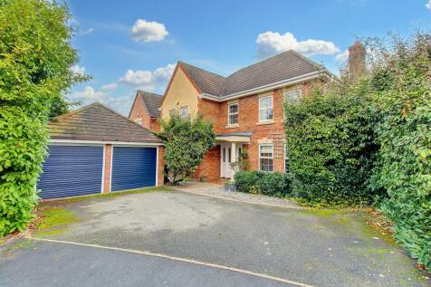 5 bedroom detached house for sale