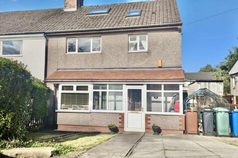 4 bedroom semi-detached house for sale