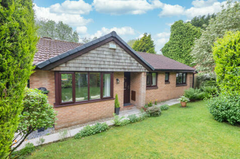 3 bedroom detached bungalow for sale