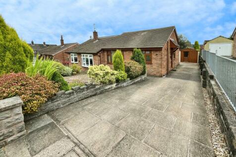 2 bedroom semi-detached bungalow for sale