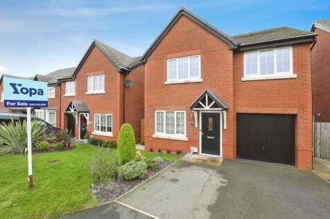 4 bedroom detached house for sale