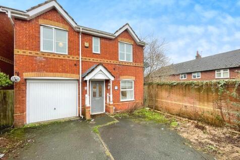 4 bedroom detached house for sale