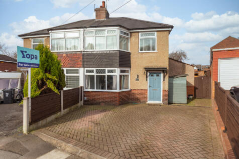 3 bedroom semi-detached house for sale
