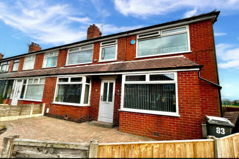 4 bedroom end of terrace house for sale