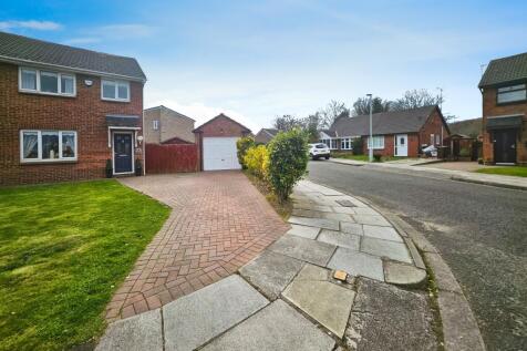 3 bedroom semi-detached house for sale