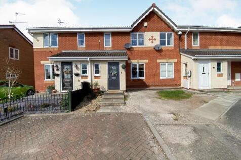 3 bedroom mews property for sale