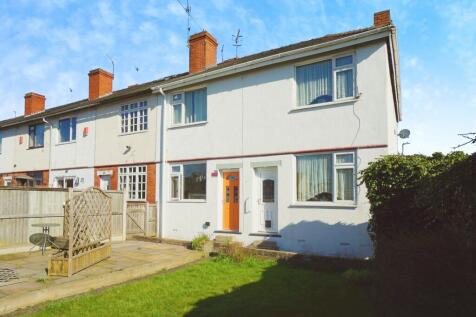 3 bedroom end of terrace house for sale