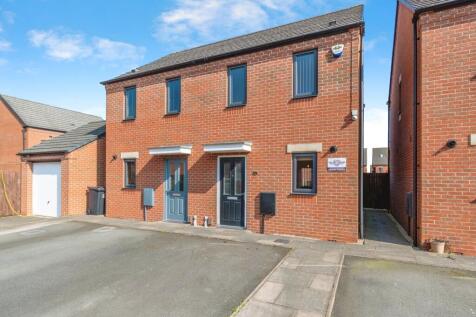 2 bedroom semi-detached house for sale