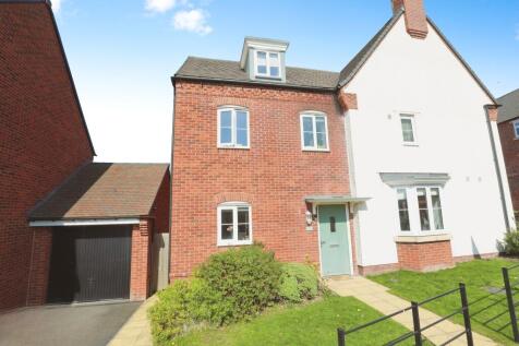3 bedroom semi-detached house for sale