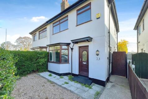 3 bedroom semi-detached house for sale