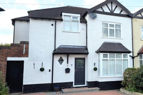 4 bedroom semi-detached house for sale