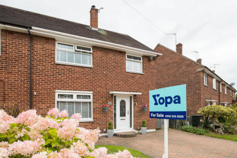 3 bedroom semi-detached house for sale