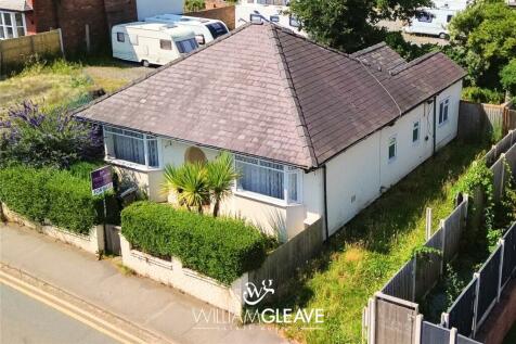 3 bedroom detached bungalow for sale