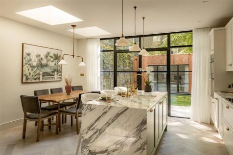 Leamington Road Villas, Notting Hill... 3 bed apartment for sale